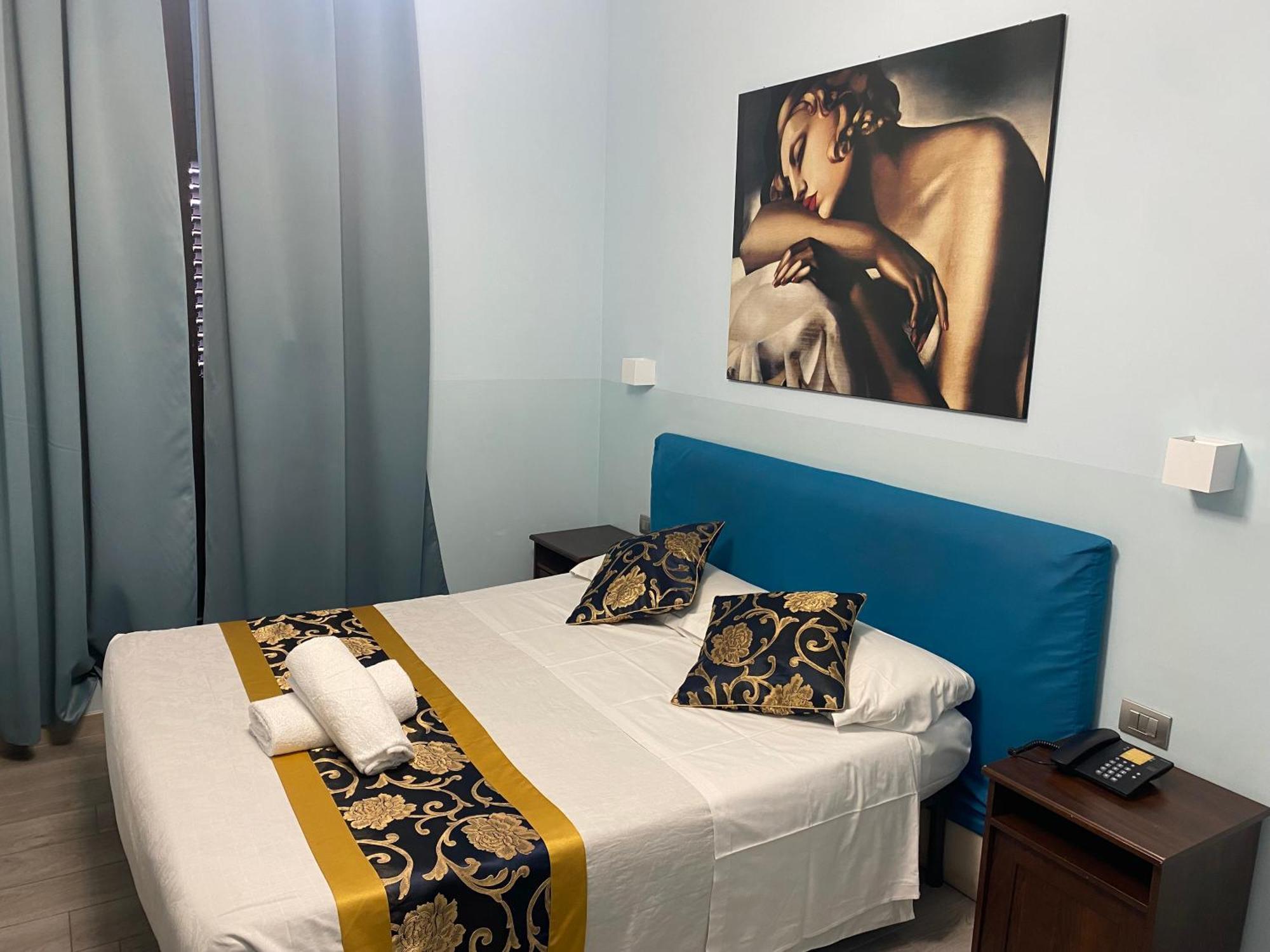 Double Room,1596027891:JPEG